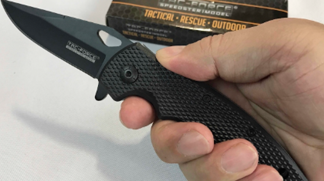 HARDWARE MERCHANDISER 7657 Spring Assisted Knife