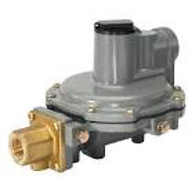 BBR 154679 2-Stage Integral Regulator 1/4 In FPT X 3/8 In