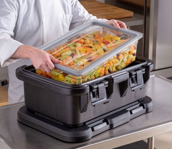 Cambro UPCS160110 Top Loading Insulated Food Pan Carrier Black 6 In Deep