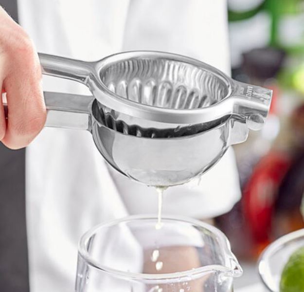 Mercer Culinary M37167 Citrus Squeezer 9 Inch Stainless Steel
