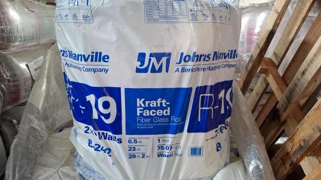 Johns Manville RI19 75 R19 Insulation 75 Sq Ft Kraft Faced Rolls 6.5 In x 23 In x 39 In 8 Roll Pack