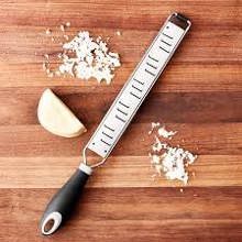 M35403 Narrow Shaver Grater