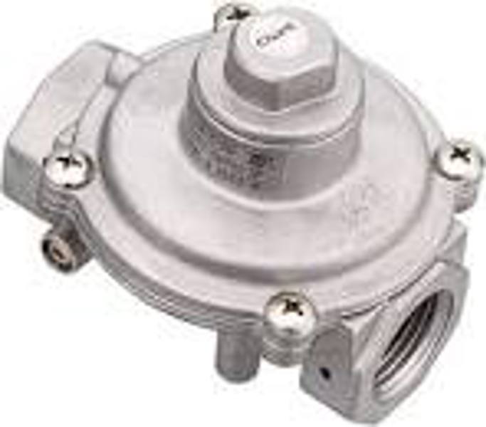 BBR 29000 2-Stage Regulator 1/4 FPT X 3/8 In