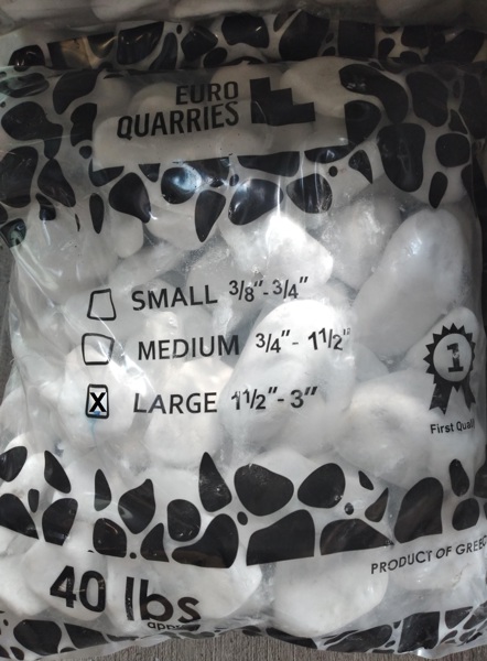 EURO QUARRIES LLC EURO 101C Large Premium Santorini Pebbles 1-1/2 In - 3 In
