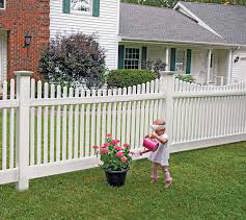 73011753 4x8 Ft Classic Scallop Vinyl Fence Kit