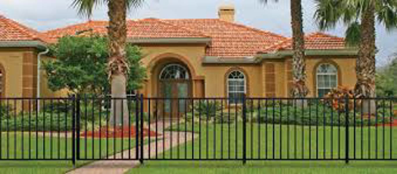 XPANSE 73008982 Commercial Panel Fence 5 X 8 Feet Flat Top