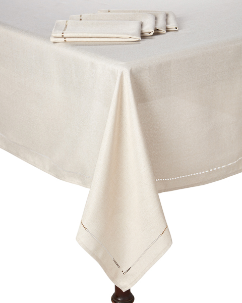 Harman Table Linens Set For Dining Room Table Decoration