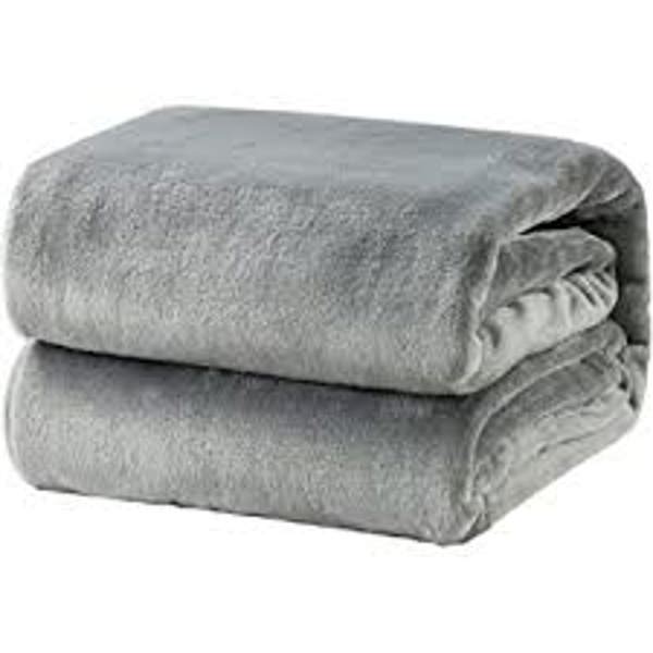 Global Weavers Soft Warm Cozy Blanket For Comfort And Warmth