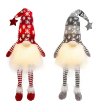 2556720 Gnome Shelf Sitter