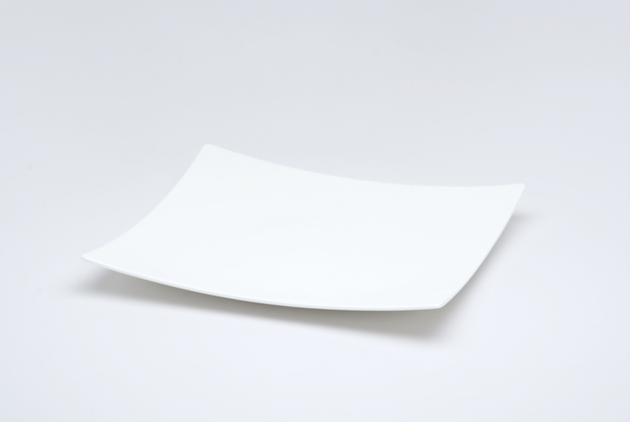 Red Vanilla EW3401 Square Dinner Plate 10.25 In White